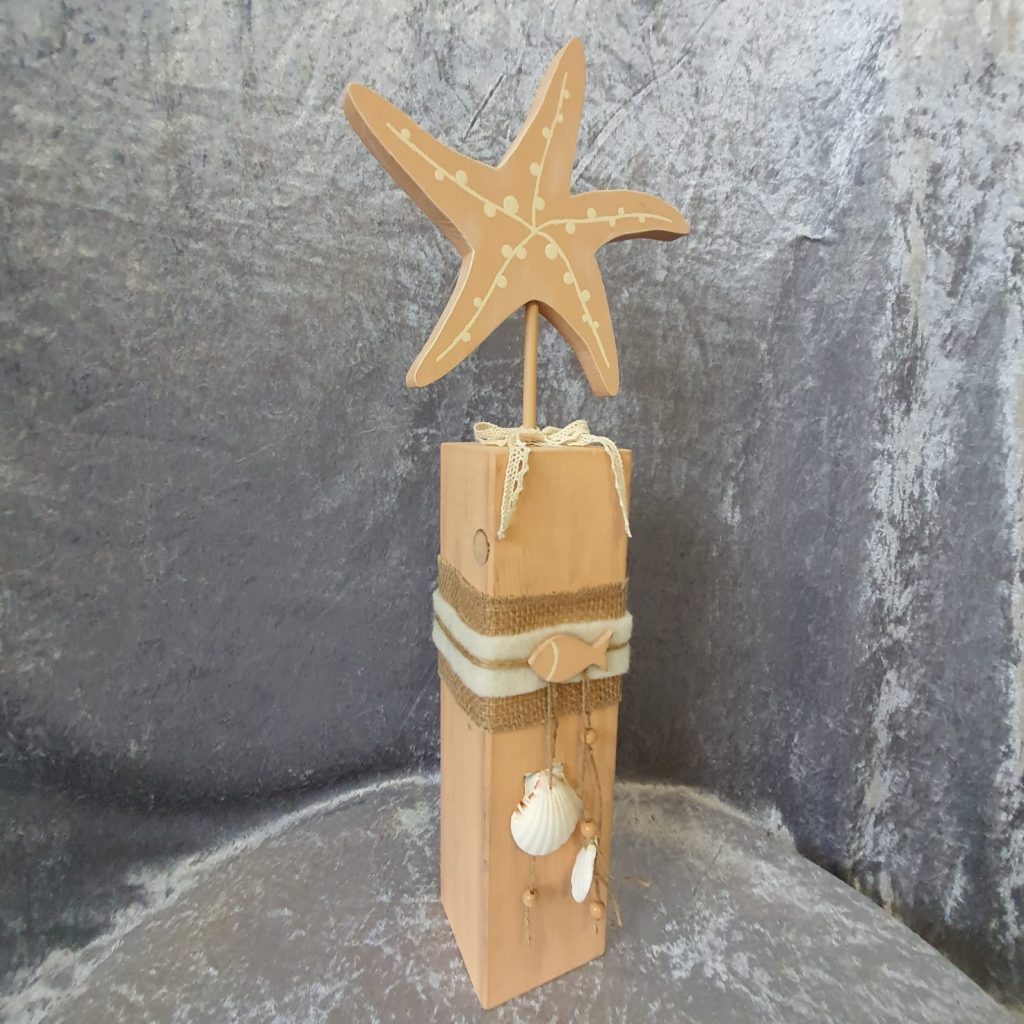 Holzsäule Seestern