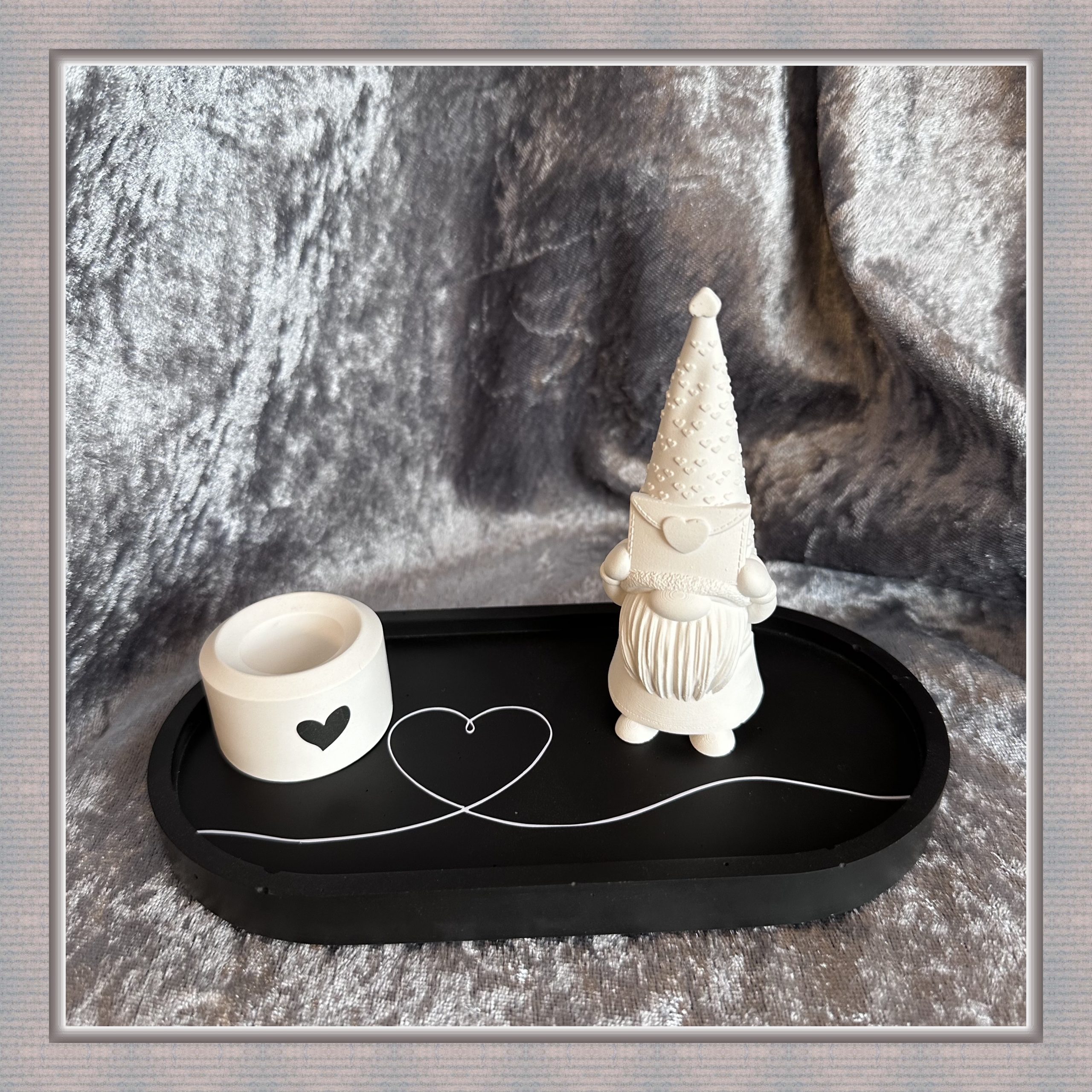 Raysin Tablett inkl. Wichtel und Kerzenhalter